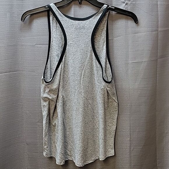 DC Comics Bat Girl Out All Night graphic racerback tank top Junior size XL 15-17 - Picture 3 of 6